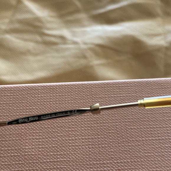 Miu Miu  Sunnies - Picture 6 of 13